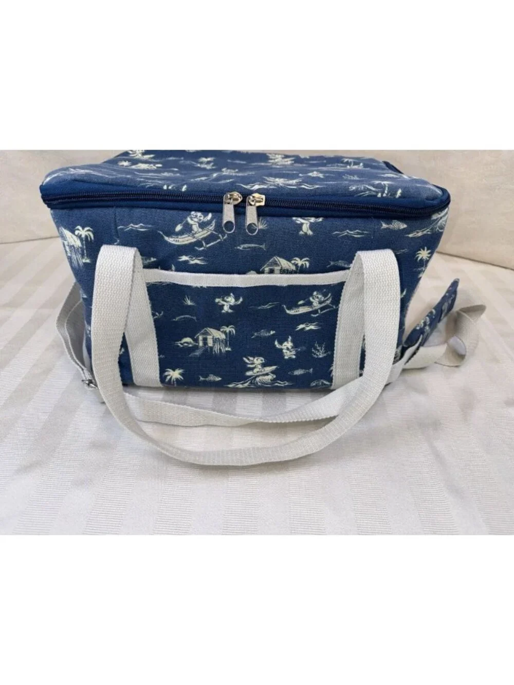 Disney Parks STITCH Blue Soft Side Beach Bag Cooler Picnic Tote Shoulder Strap